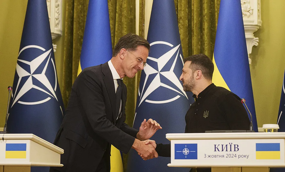 Read more about the article Ďalšie peniaze na vojnu! Krajiny NATO prisľúbia Ukrajine desiatky miliárd eur
