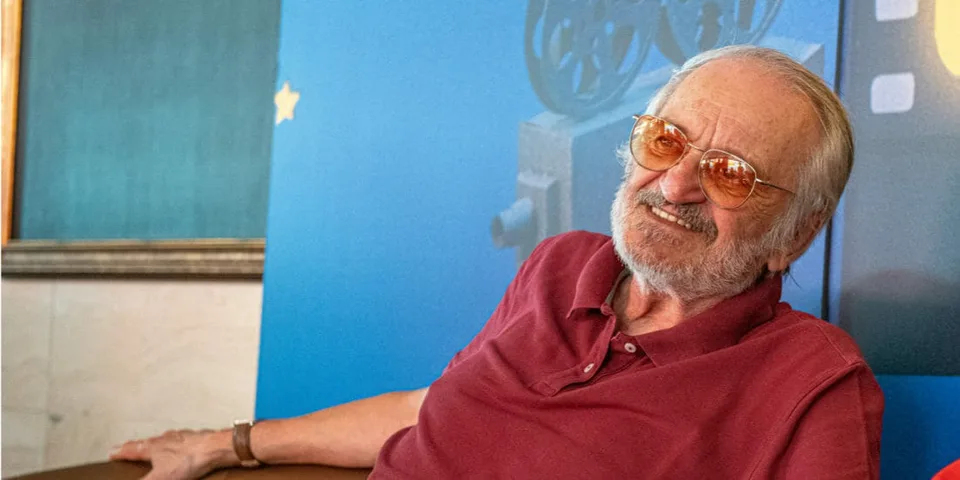 Read more about the article Umelci i politici posielajú MILANOVI LASICOVI do neba krásne odkazy. Odpočívajte maestro!