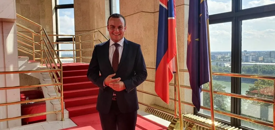 Read more about the article VIDEO Žiak odkazuje Matovičovi: Vy budete ten človek, vďaka ktorému sa Fico vráti