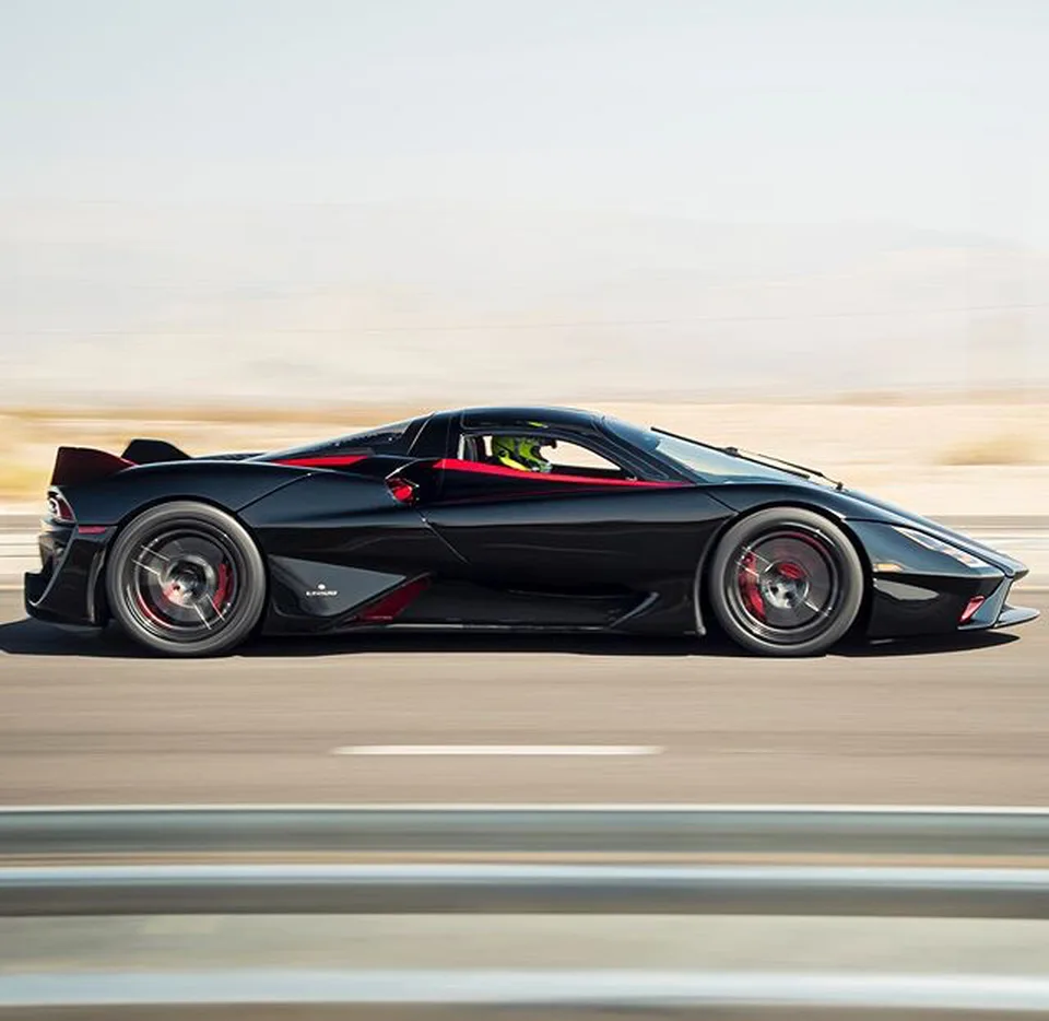 Read more about the article Blesk na ceste: SSC Tuatara sa stalo najrýchlejším autom na svete