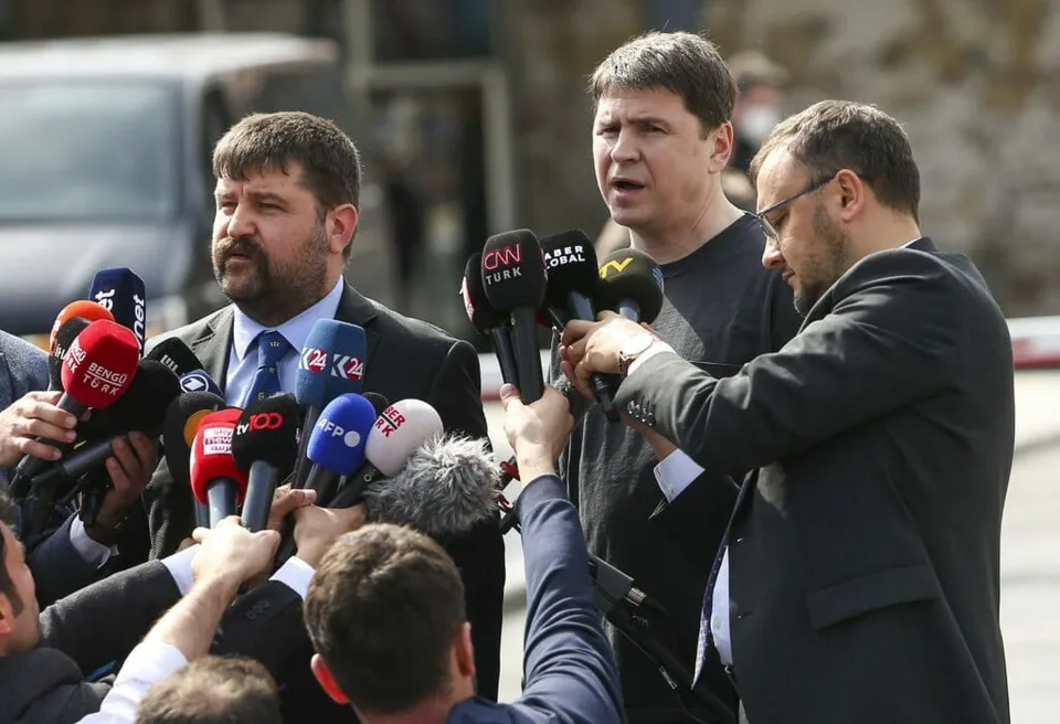 Read more about the article Zelenského poradca Podoľak: V Rusku sa všetko iba začína!