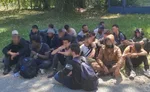 Nelegálni migranti na Slovensku na archívnej snímke.