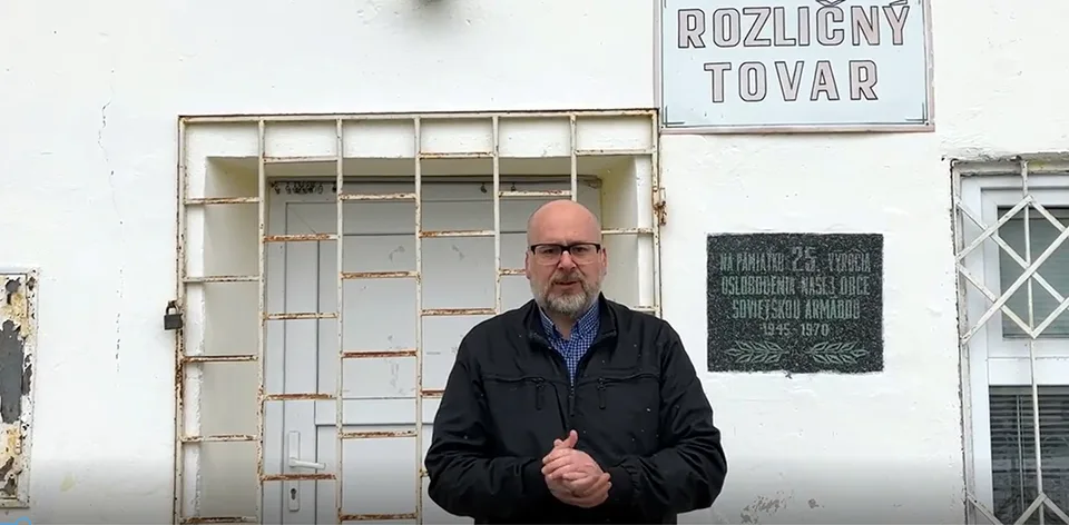 Read more about the article VIDEO Kaliňák upozorňuje na obce s nedostatkom potravín: Heger potravinové púšte nerieši!