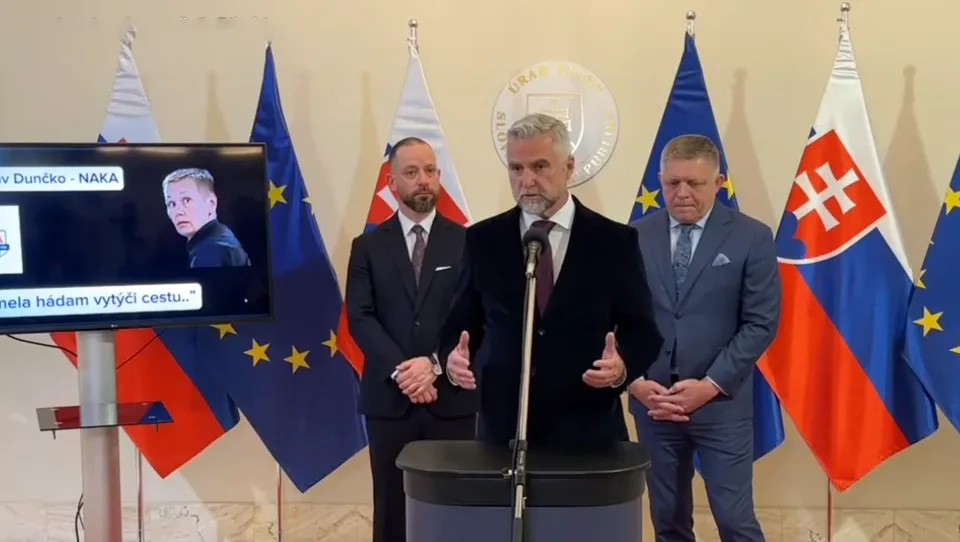 Read more about the article Gašpar s Ficom avizujú podanie trestného oznámenia na Záleskú. Hovoria o podozreniach zo zneužitia právomocí