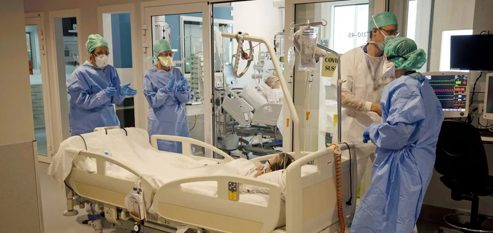 Read more about the article Ste pozitívni? Čo už. Pracujte, prosím, ďalej, žiadajú zdravotníkov v Belgicku