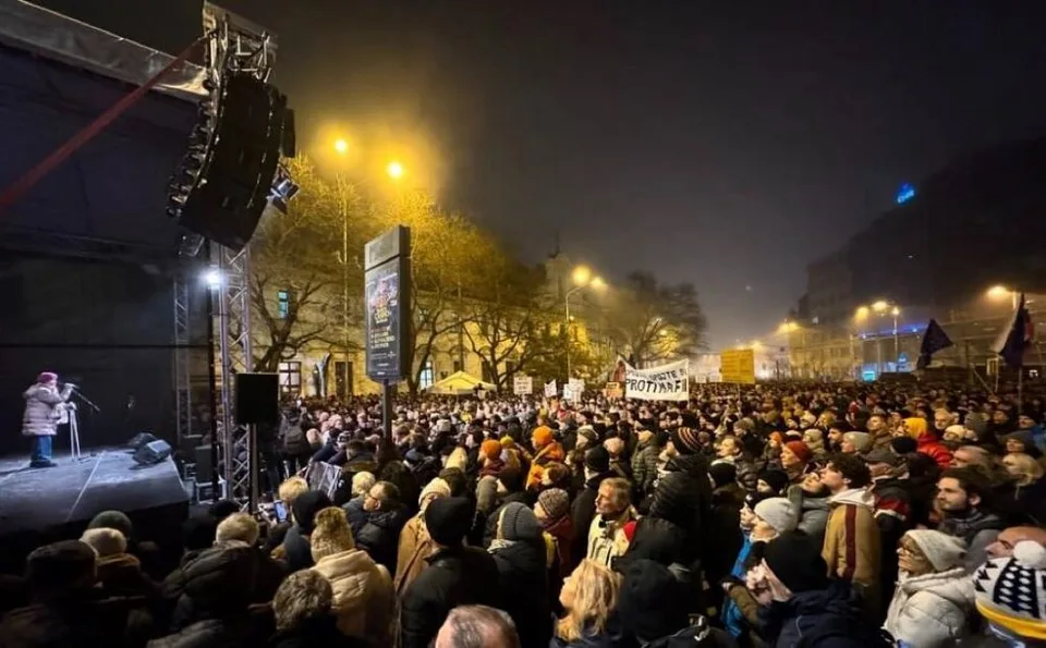 Read more about the article Právnik Martin Ribár má zlé skúsenosti s „našimi chlapcami“ a protestujúcich varuje pred ich zneužitím
