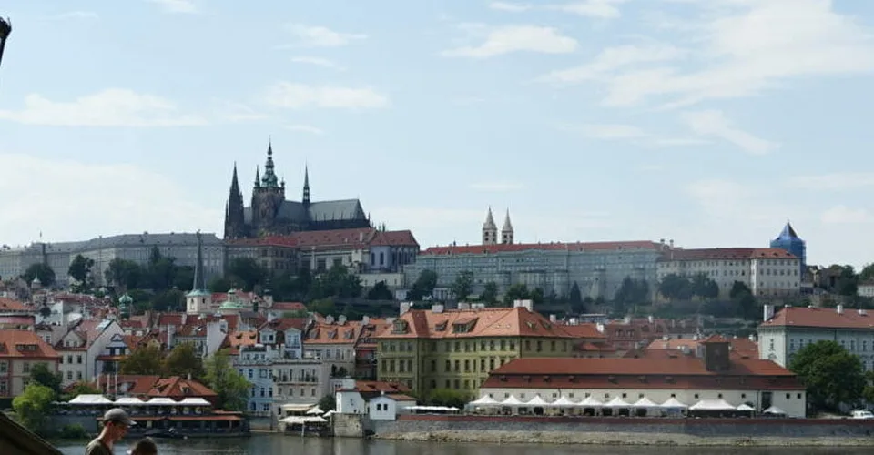 Read more about the article Unikli tajné informácie z Pražského hradu? Toto zistila polícia!