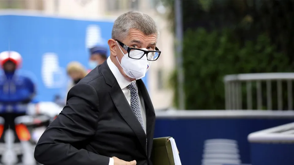 Read more about the article O jednu dávku navyše: Babiš chce z vakcíny vyťažiť čo najviac!