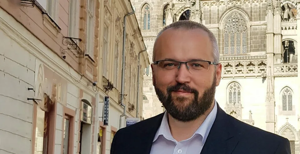 Read more about the article Sme rodina chce zrovnoprávniť postavenie Slovenskej správy ciest: Súčasný stav nahráva špekulantom