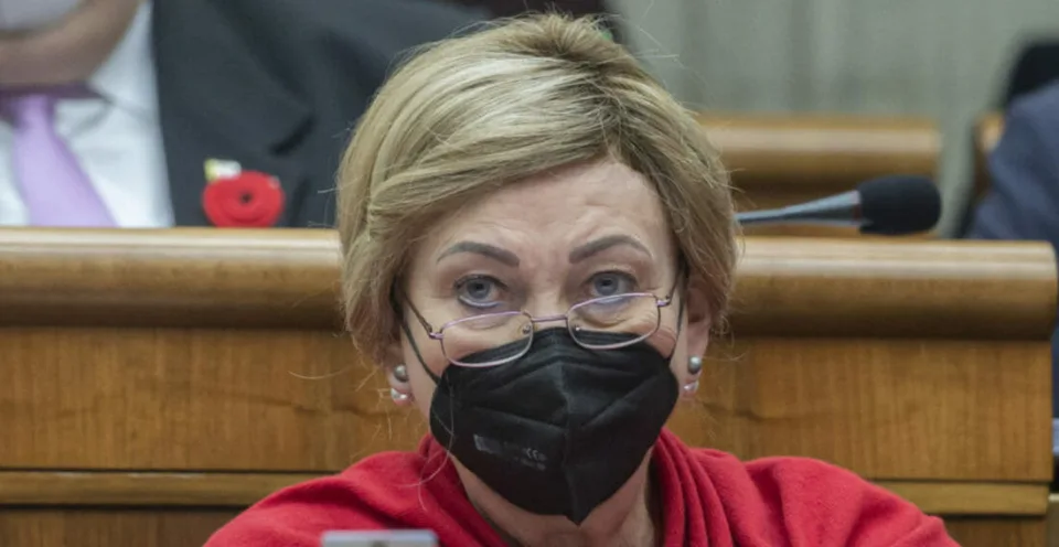 Read more about the article Záborskej zákon padol na jedinom hlase. Cigániková mala radosť: Asi pri mne stál Boh!