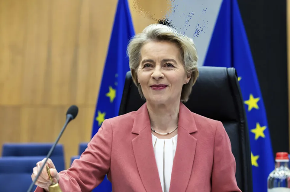 Read more about the article Eurokomisia podpísala zmluvu s firmou Moderna na dodávku 146 miliónov mRNA vakcín proti COVID-19