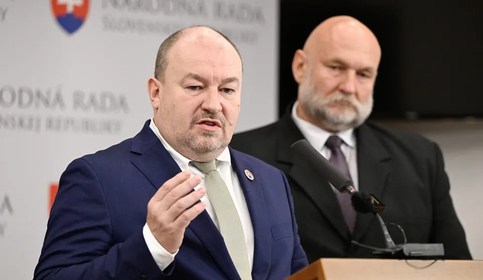 Read more about the article Huliak sa prekvapivo zhodol so Stohlovou z PS: Pandémia bola naozaj zle manažovaná!