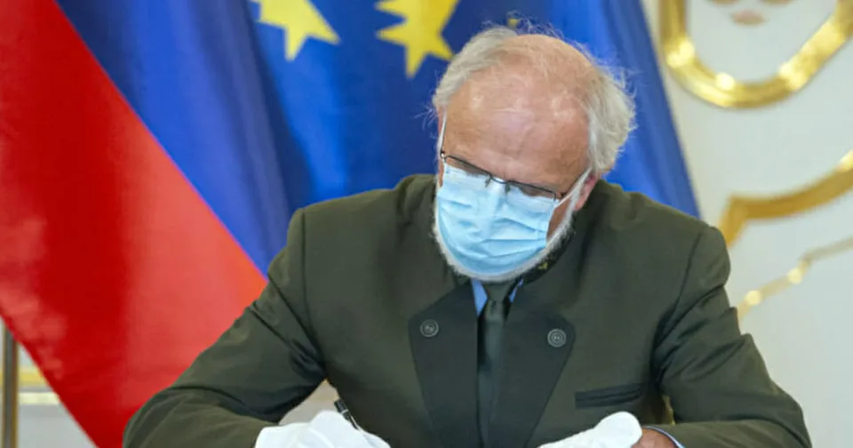 Read more about the article Mičovský opúšťa OĽANO: Stratil som nádej, že korupcii sa postaví hnutie čestne na všetkých frontoch!