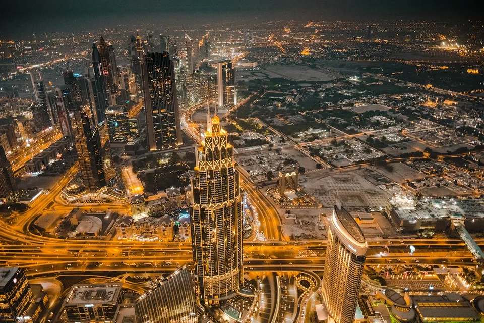 You are currently viewing Odvrátená strana Dubaja: Nezvestnú ukrajinskú modelku našli odhodenú na ceste v zúboženom stave!