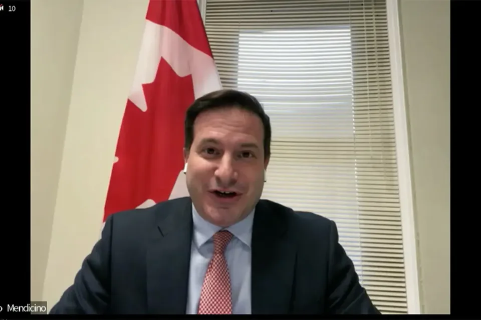Read more about the article Kanada cíti hrozbu: Ottawa zakáže čínskemu gigantu používať 5G sieť!