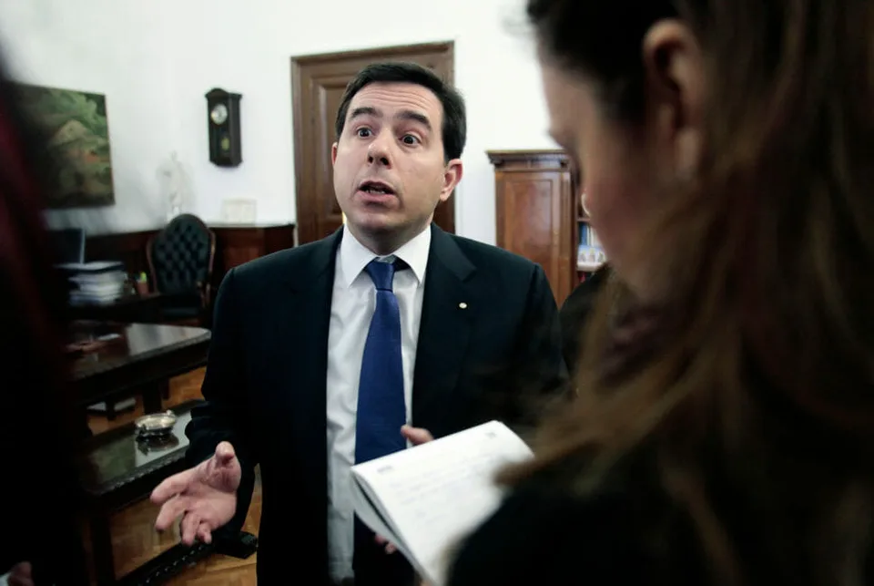 Read more about the article Spravodlivé prerozdelenie migrantov? Grécky minister vyslal štátom EÚ jasný odkaz!