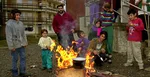 Na ilustračnej snímke z roku 2004 otvorené ohnisko na košickom sídlisku Luník IX.